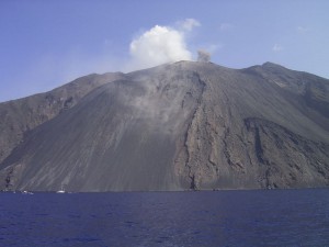 800px-stromboli